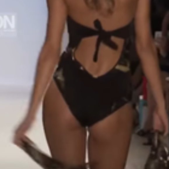 A. Che Women's Rayla Maillot Martinique One Piece Swimsuit - Picture 10 of 16